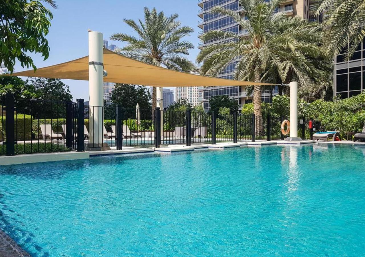 Nasma Luxury Stays - Fantastic Burj Khalifa View From This Fancy Condo ดูไบ ภายนอก รูปภาพ