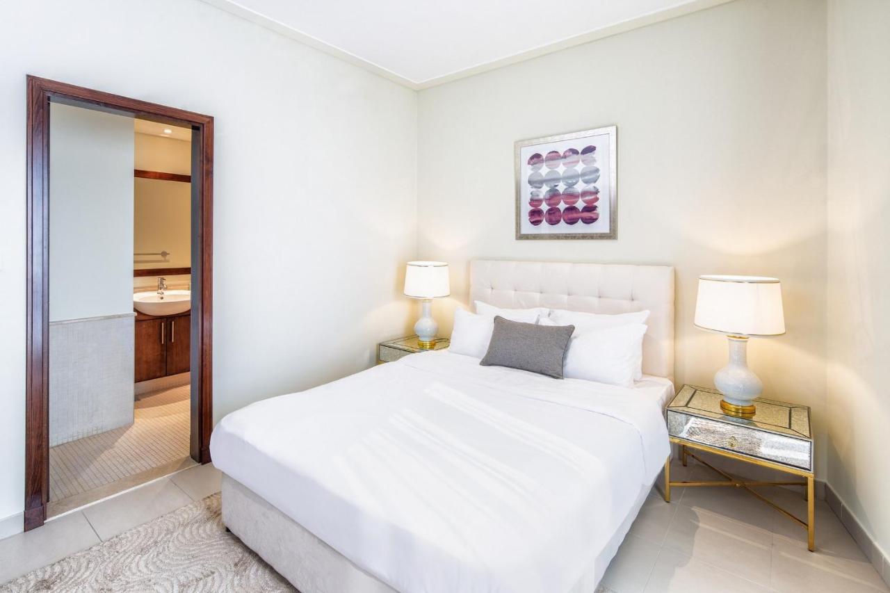 Nasma Luxury Stays - Fantastic Burj Khalifa View From This Fancy Condo ดูไบ ภายนอก รูปภาพ